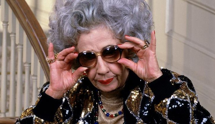 È morta la zia Yetta de La Tata