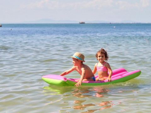 Melanoma: le scottature prese da bambini aumentano il rischio