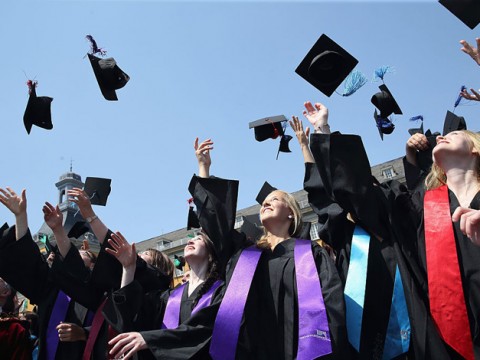 Il riscatto della laurea conviene per la pensione?