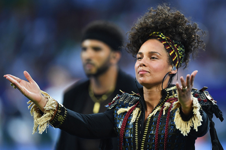 Alicia Keys senza trucco