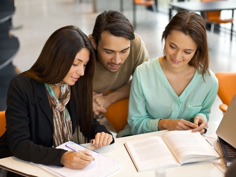 Noi, che abbiamo trovato lavoro grazie a una laurea scientifica