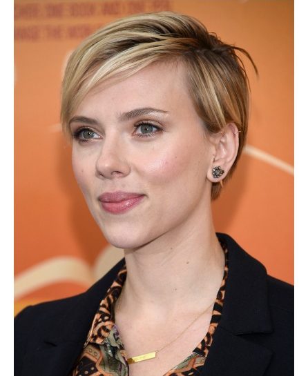 Biondo cenere come Scarlett Johansson