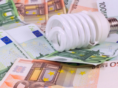 Energia elettrica e gas: bloccati gli aumenti in bolletta