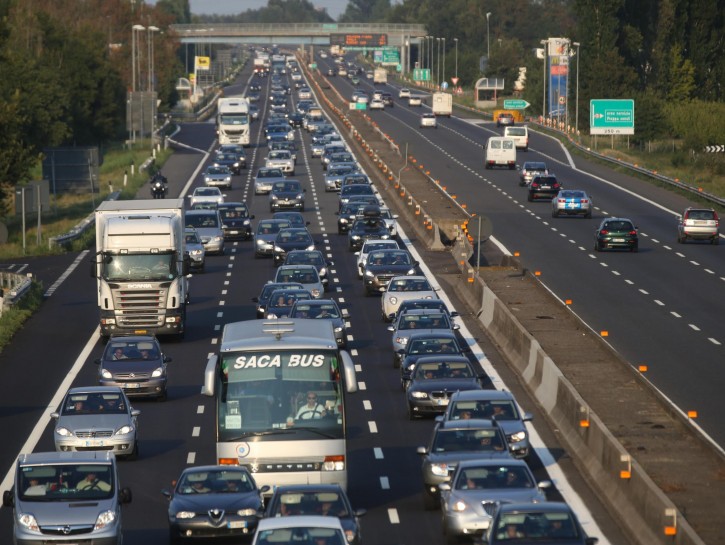 Estate: Viabilità Italia, traffico intenso