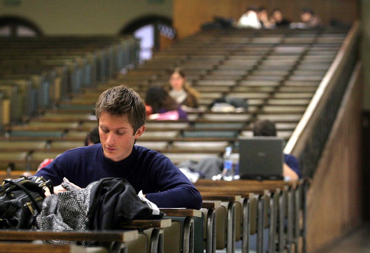 Studenti all'università