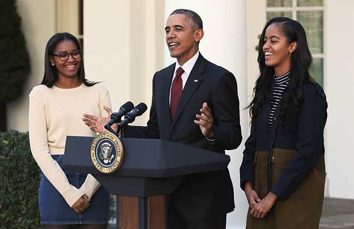 Barak Obama con le figlie