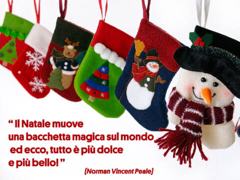 Auguri Di Natale Lunghi.Auguri Di Natale 2019 Frasi Di Buon Natale Donna Moderna