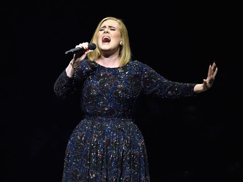 Adele racconta la sua depressione post partum