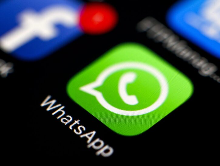 WhatsApp facebook cellulare icone