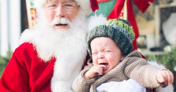 Giochi Di Babbo Natale Che Porta I Regali.Chi Ha Paura Di Babbo Natale 10 Foto Buffe Di Bimbi Disperati