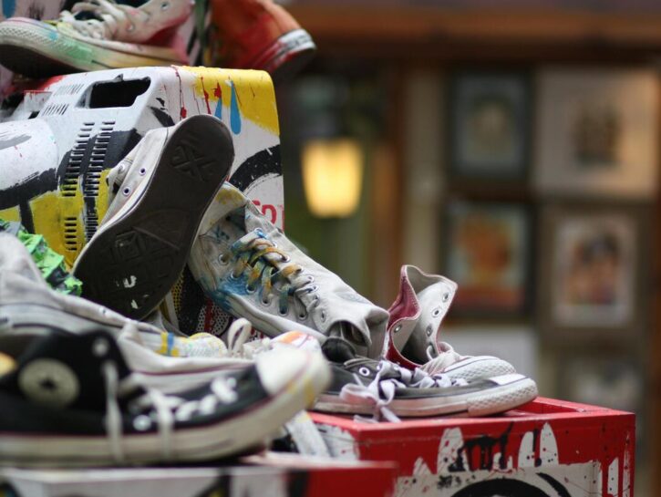 Come tingere le scarpe di tela