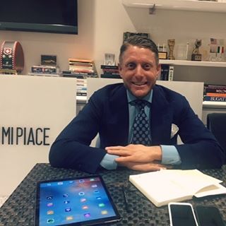 Lapo Elkann su Instagram: "Voglio vivere nella vita reale"