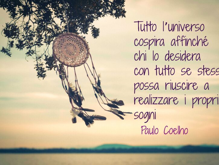 10 aforismi sulla vita di Paulo Coelho, pensieri per sorridere - Donna  Moderna