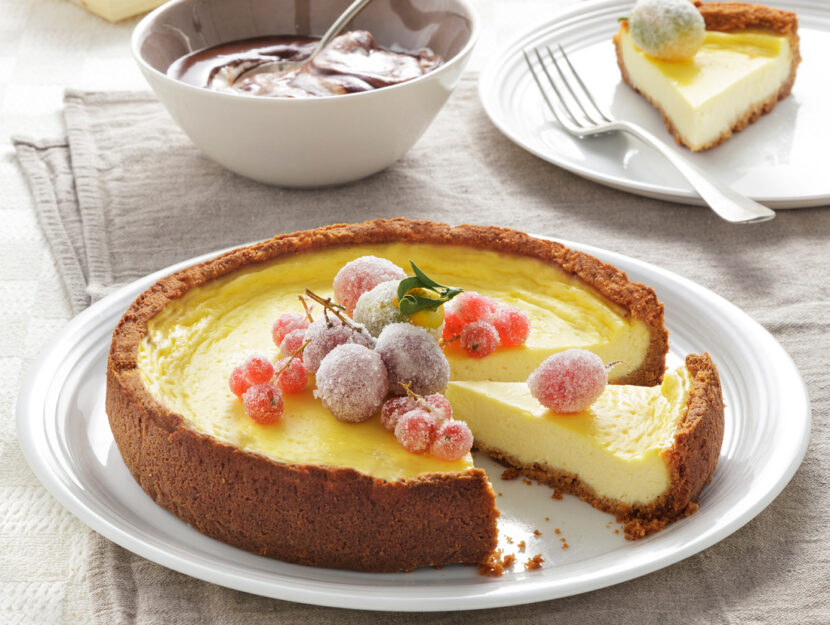 Cheesecake con frutta brinata