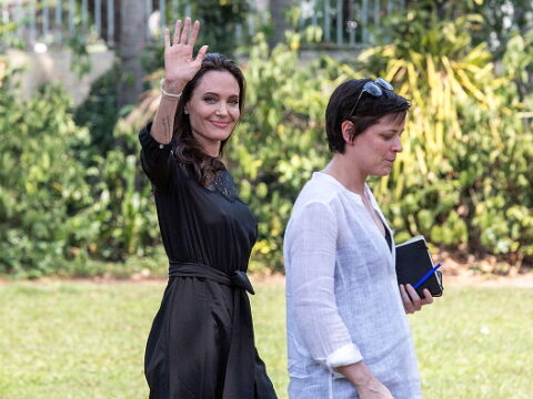 Angelina Jolie in Cambogia: prima uscita dopo il divorzio da Brad Pitt