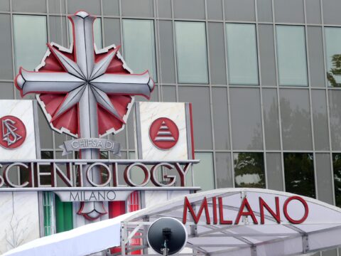 Tra i fedeli di Scientology