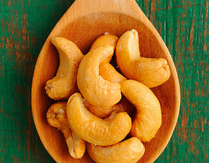 Anacardi e pistacchi come fonte di ferro