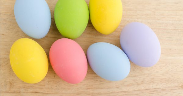 Come Colorare Le Uova Di Gallina In Modo Naturale