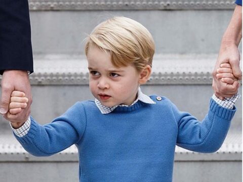 Il principino George cambia scuola e va a Londra