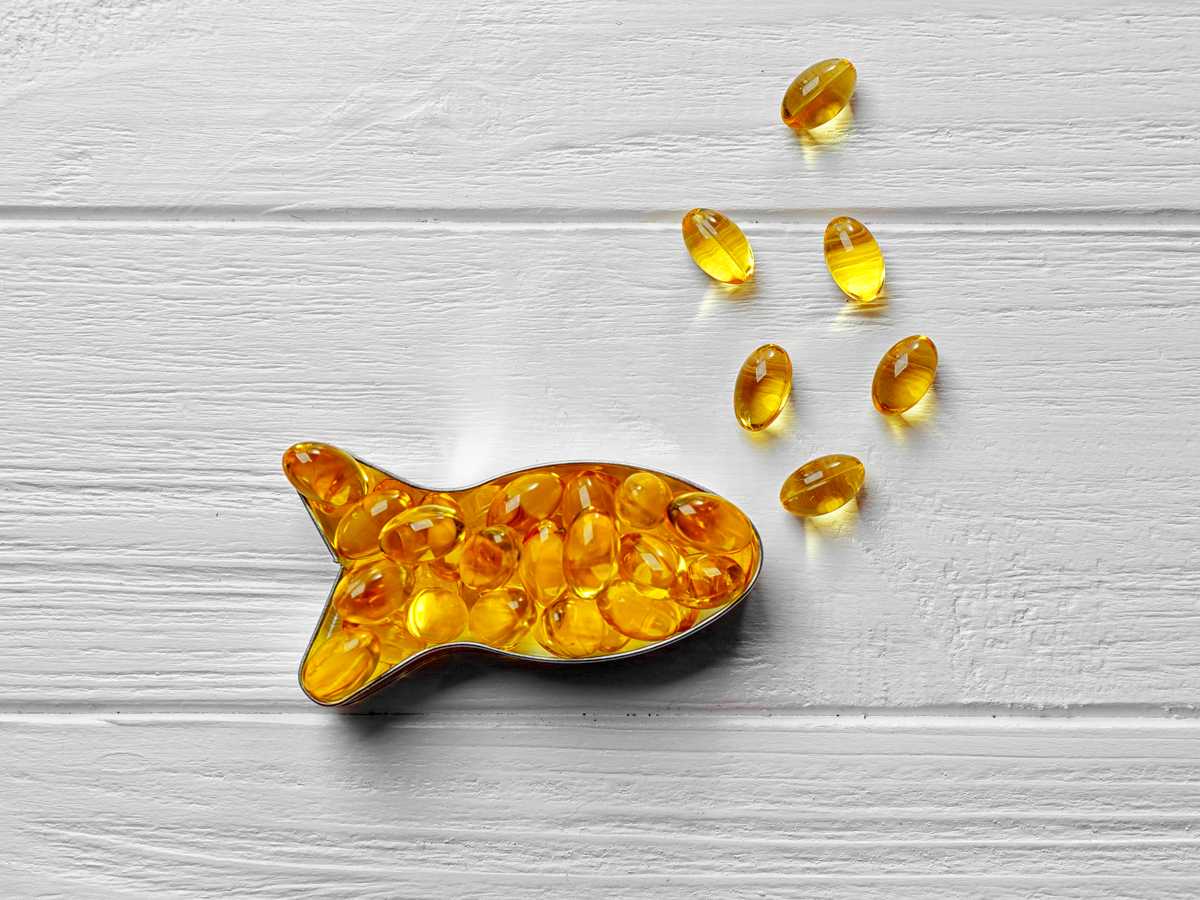 Olio di pesce: proprietà, benefici e controindicazioni - Donna Moderna