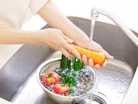 Come depurare l'acqua di casa con addolcitori o filtri