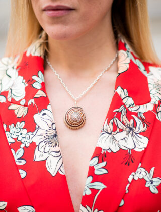 Gioielli eleganti: i preziosi che aggiungono un tocco chic al look