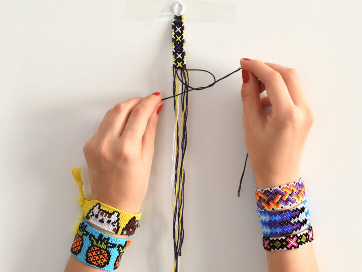 Come realizzare un bracciale con nodi marinari
