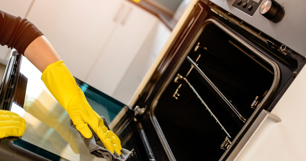 Come pulire il forno con prodotti naturali: idee green - Donna Moderna