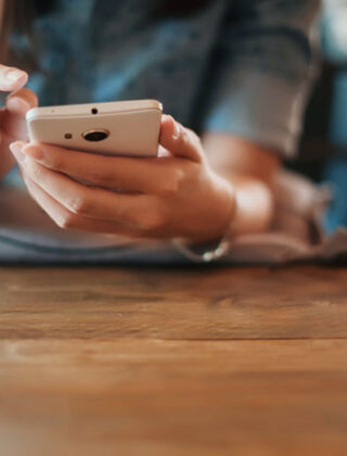 Come conservare foto, video e file online con un cloud