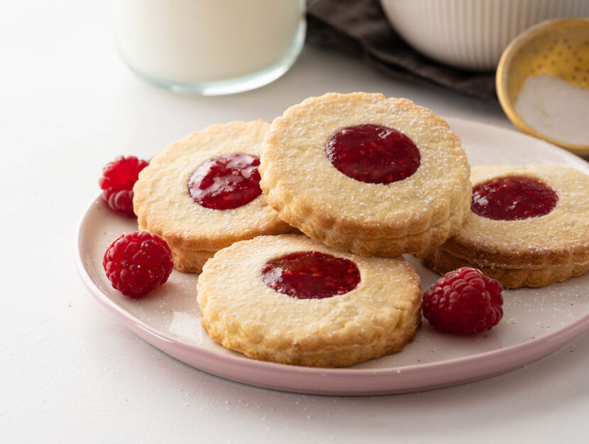 Biscottini integrali con la marmellata