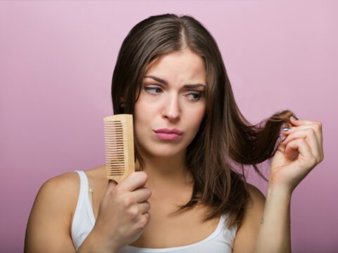 Come rinforzare la chioma con gli integratori per capelli