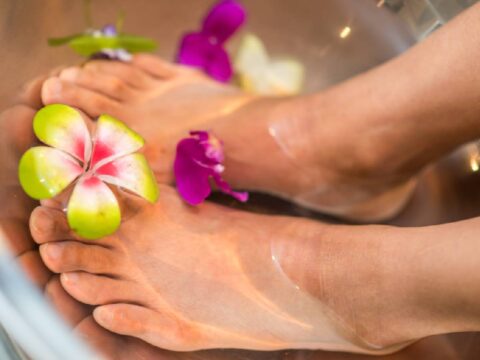 Come farsi pedicure e manicure in casa