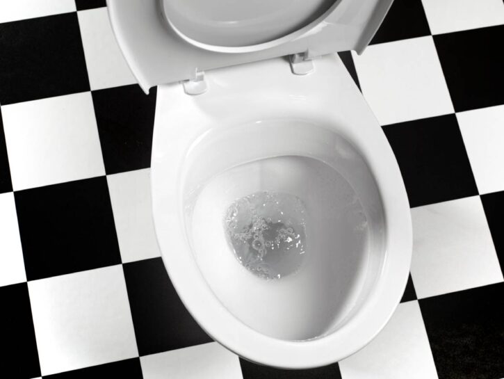 Come riparare il galleggiante del wc