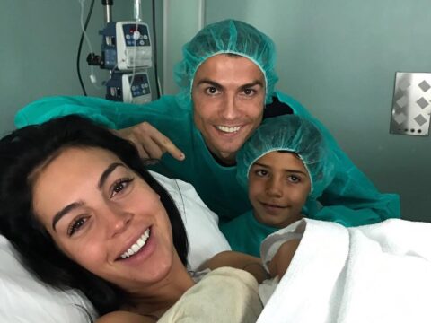 Cristiano Ronaldo papà per la quarta volta: "È nata Alana Martina"