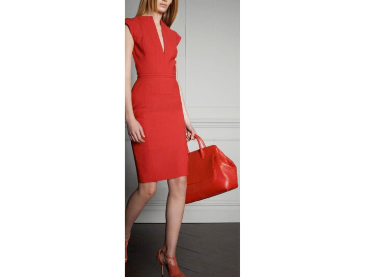 Consigli Di Stile Gli Accessori Piu Cool Da Abbinare A Un Tubino Rosso Donna Moderna