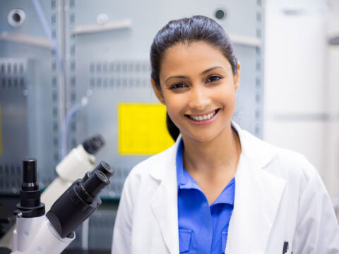Donne, vi aspettano posti di lavoro tra tecnologia e scienze