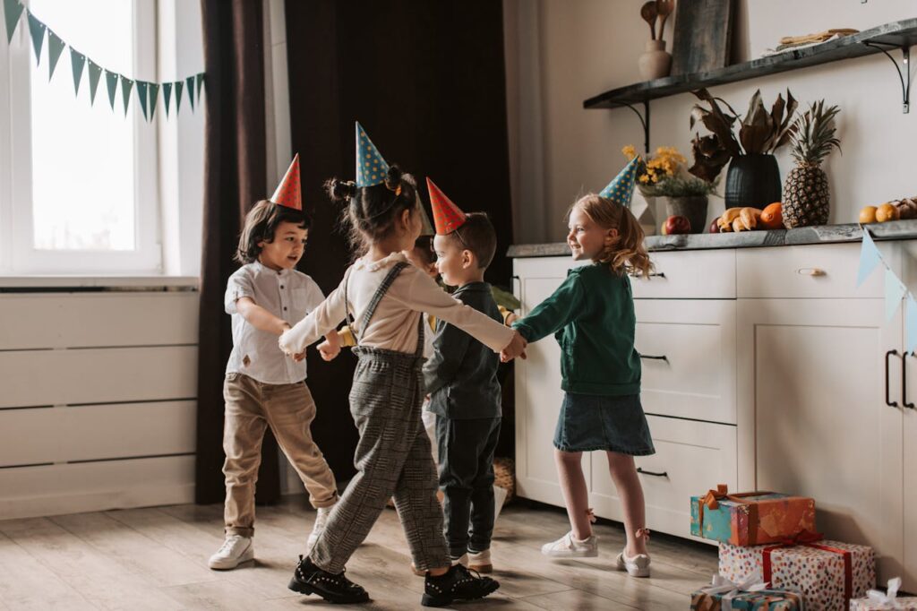 giochi di bambini a una festa di compleanno