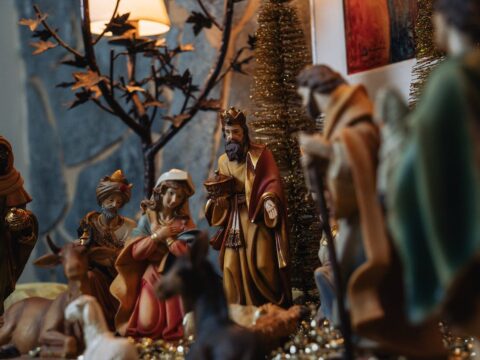 Come realizzare un presepe in una scatola da scarpe