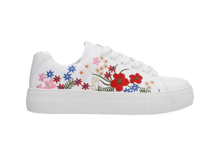 Sneakers: tutti i modelli di tendenza e le novità per il 2018 - Donna  Moderna