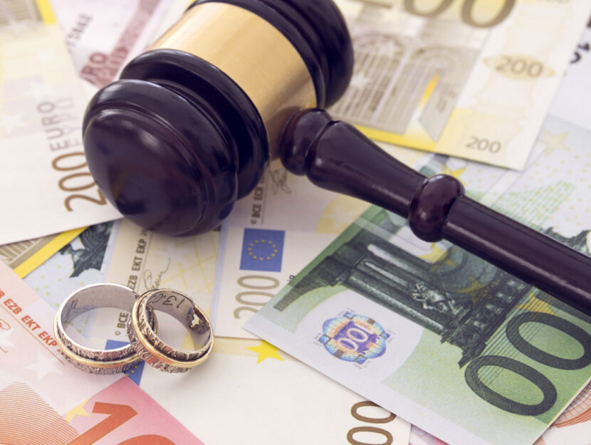 Divorzio soldi tribunale separazione euro