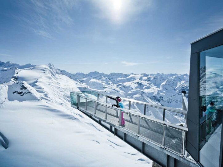 La piattaforma Gipfelwelt 3.000, sul ghiacciao di Kitzsteinhorn, permette di affacciarsi sulla val