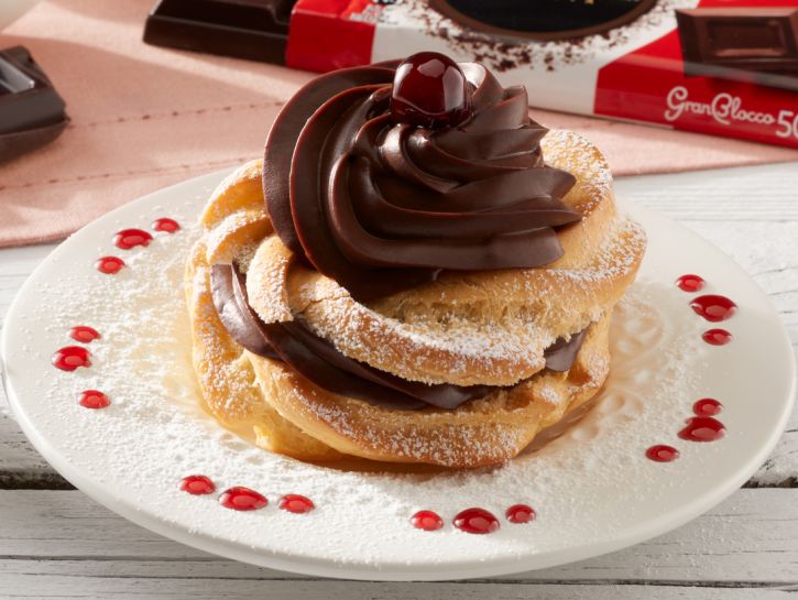 Zeppole al forno con cioccolato