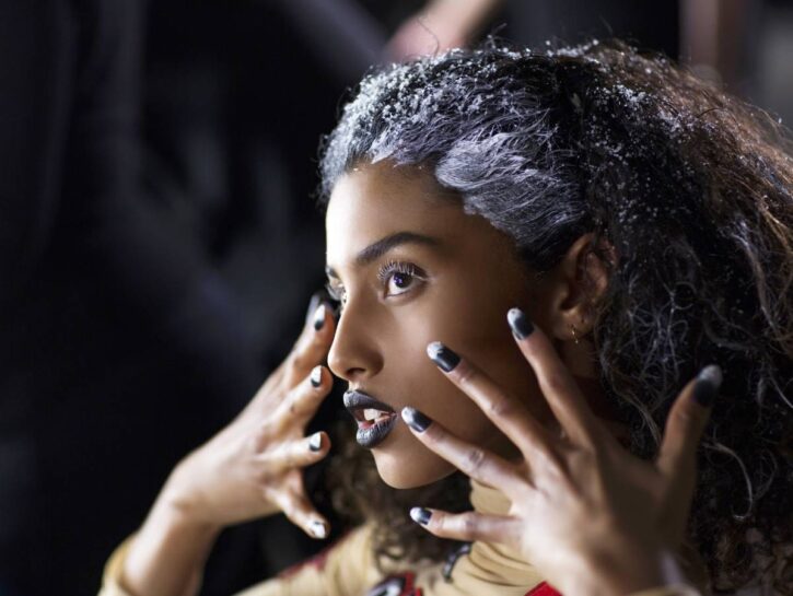 Come fare i capelli bianchi per Carnevale