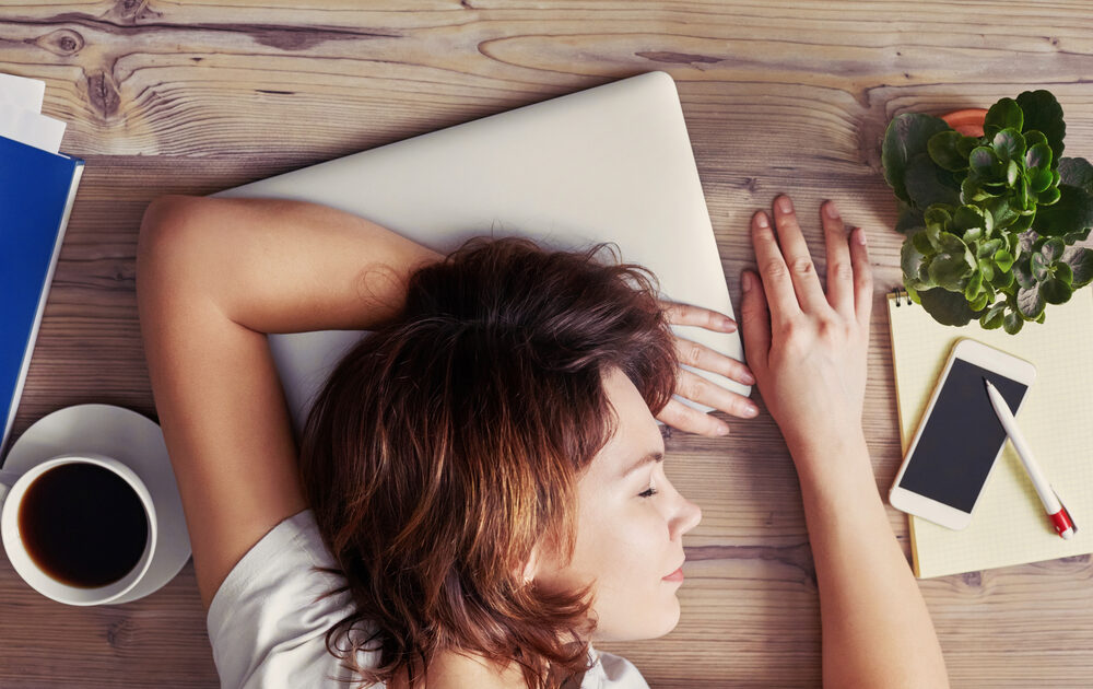 Stanchezza fisica e spossatezza | Cause e rimedi naturali - Donna Moderna