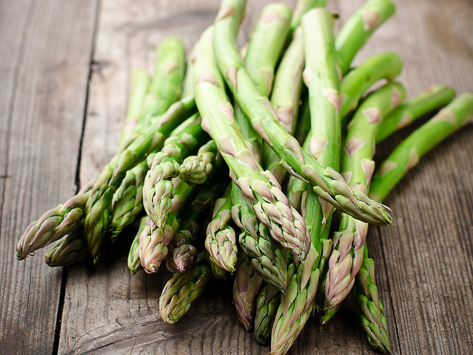 Asparagi Proprieta Varieta Ricette Light Per Cucinarli Donna Moderna