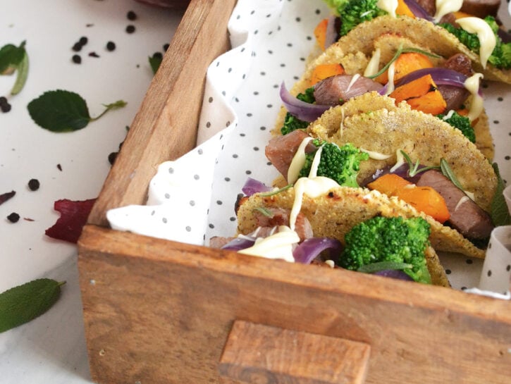 Mini tortillas con carne Wagyu