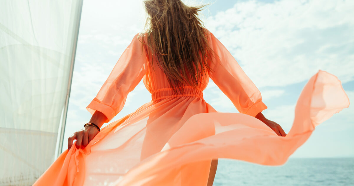 Slip Bikini Lovable Con Fiocchi | Microfibra Lucida - Resistente Al Cloro E UV - Foto 6