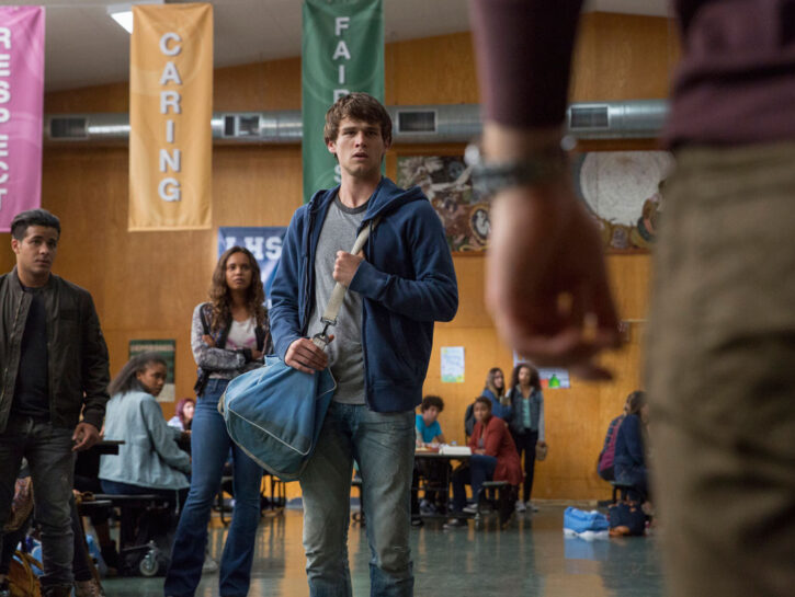 Brandon Flynn nei panni di Justin Foley