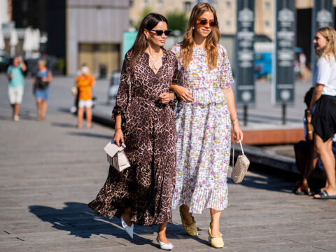 Long dress per donne petit: quali e come sceglierli per allungare la silhouette