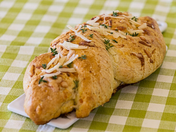 Treccia salata con lievito istantaneo